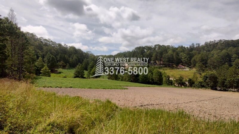 Terreno en venta a orilla de carretera en La Esperanza Intibuca Honduras