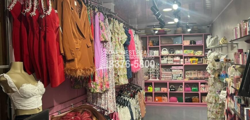 Casa en venta para uso comercial o residencial en Colonia Trejo