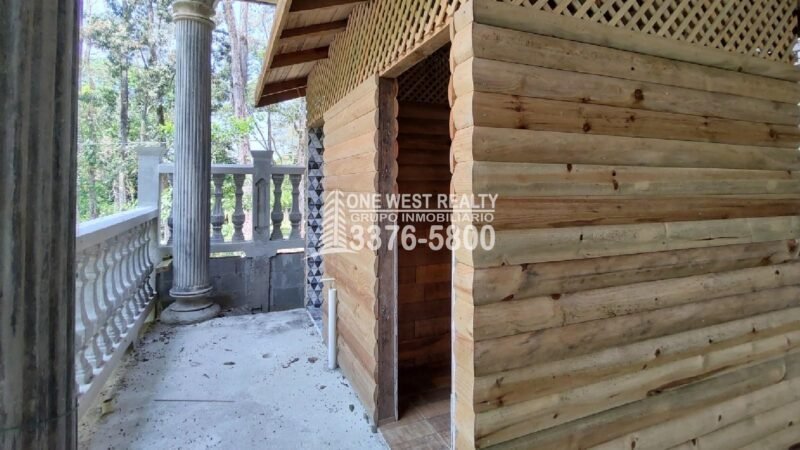 Terreno de venta en Omoa Cortes con naciente de agua y cabañas
