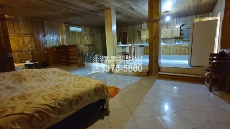 Terreno de venta en Omoa Cortes con naciente de agua y cabañas