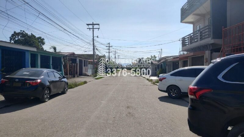 El Progreso Yoro venta de edificio comercial con sistema solar