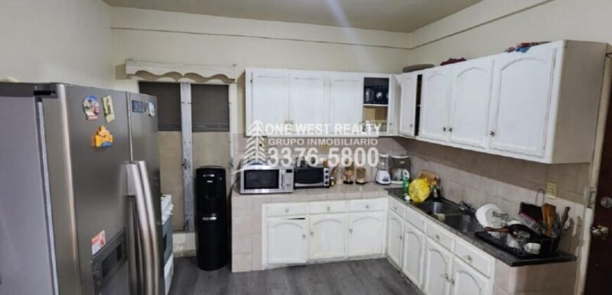 Casa en venta para uso comercial o residencial en Colonia Trejo