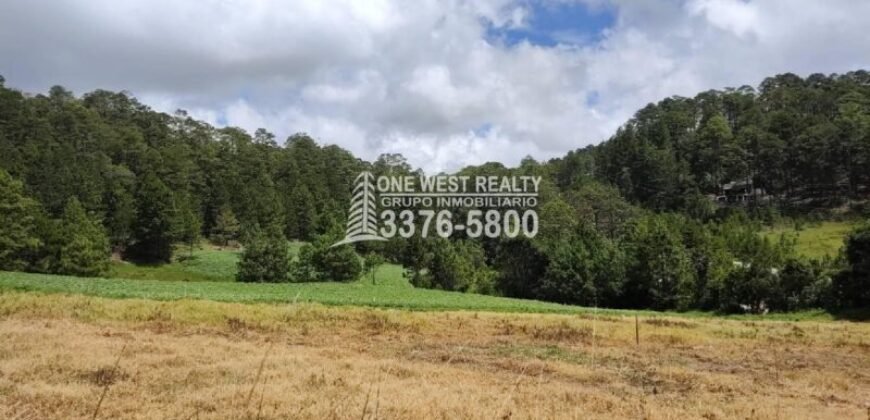 Terreno en venta a orilla de carretera en La Esperanza Intibuca Honduras