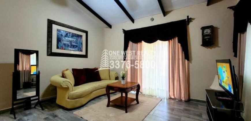 Casa en venta para uso comercial o residencial en Colonia Trejo