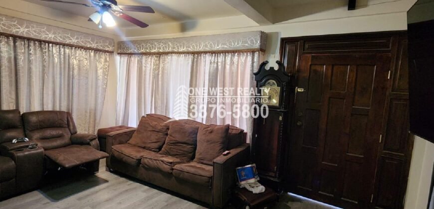 Casa en venta para uso comercial o residencial en Colonia Trejo