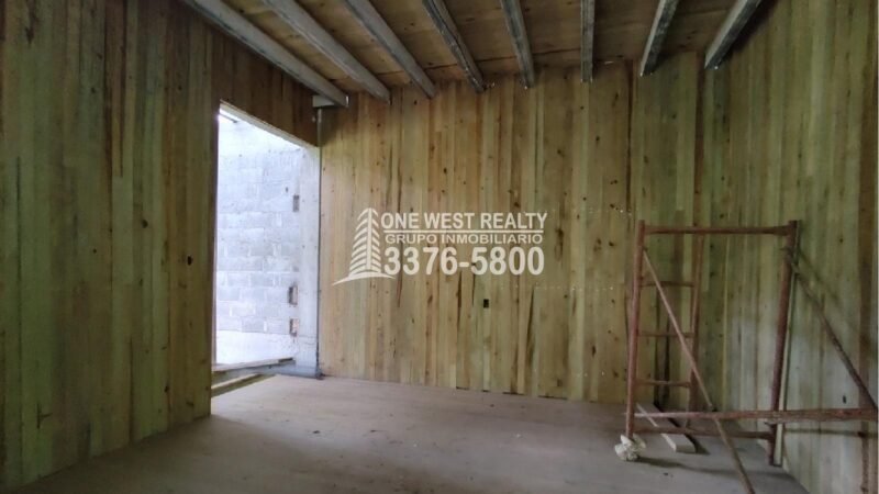 Terreno de venta en Omoa Cortes con naciente de agua y cabañas