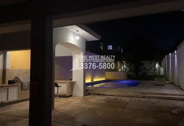 Venta de Casa con local Comercial en Bahía de Banderas, Nayarit, México 