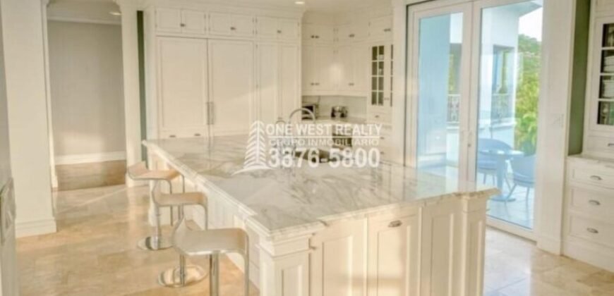 Palmetto Bay, House For Sales Roatan, Honduras