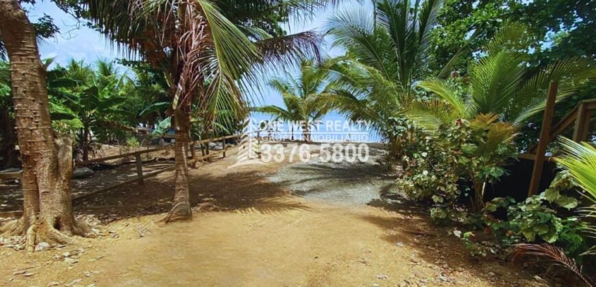 Politilly Bight Main Road, For Sales Roatán