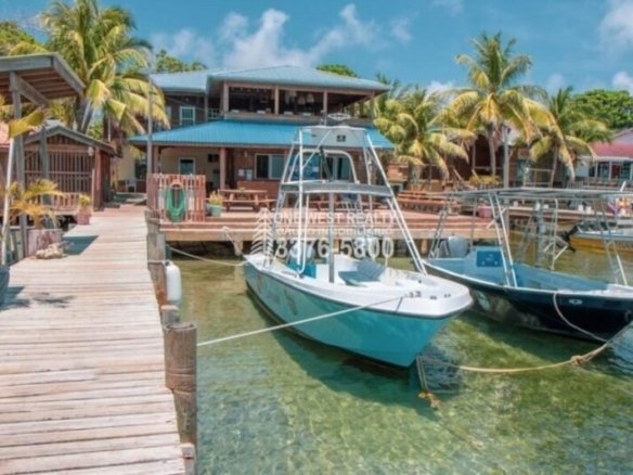 Boutique Dive Shop Roatán