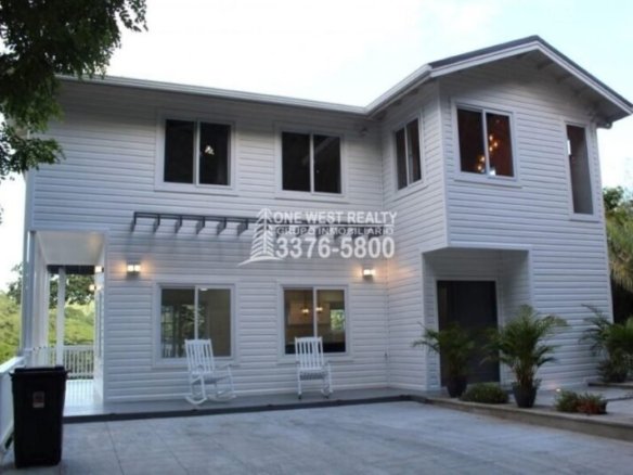 Gibson Bight Roatan sales in Roatan Honduras