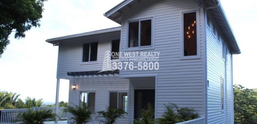 Gibson Bitght sales in Roatan, Honduras