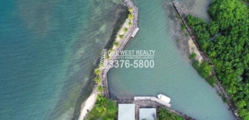 Oak Ridg, Homes and Condos 56 Acres, Roantan Honduras