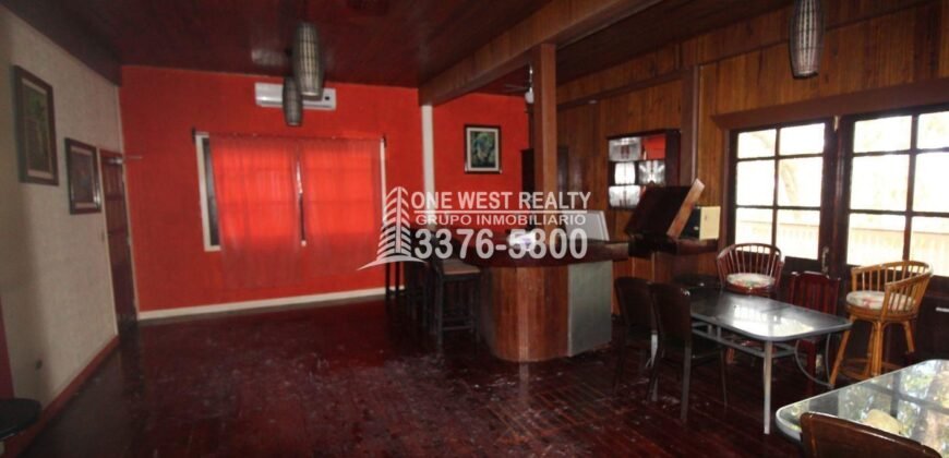 Oak Ridg, Homes and Condos 56 Acres, Roantan Honduras