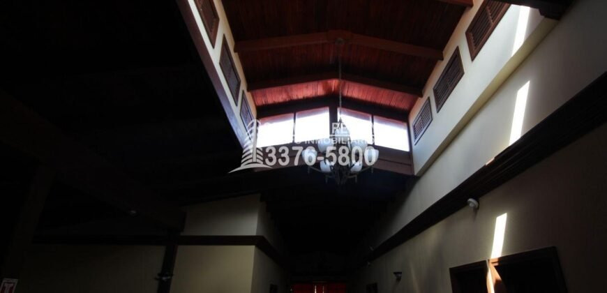 Oak Ridg, Homes and Condos 56 Acres, Roantan Honduras