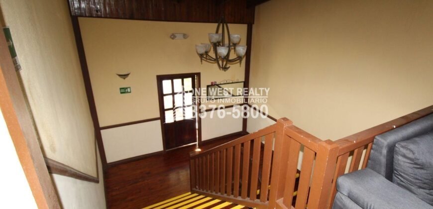 Oak Ridg, Homes and Condos 56 Acres, Roantan Honduras