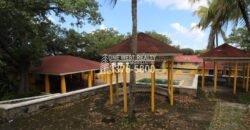 Oak Ridg, Homes and Condos 56 Acres, Roantan Honduras