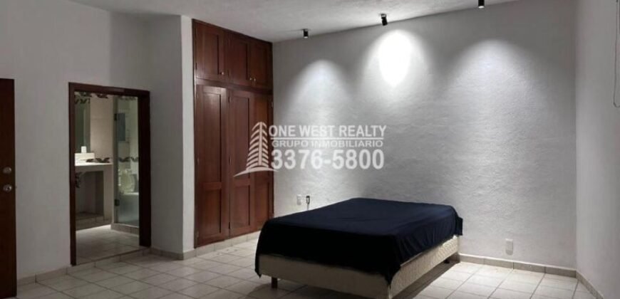 Sale of House with Commercial Premises in Bahía de Banderas, Nayarit, Mexico