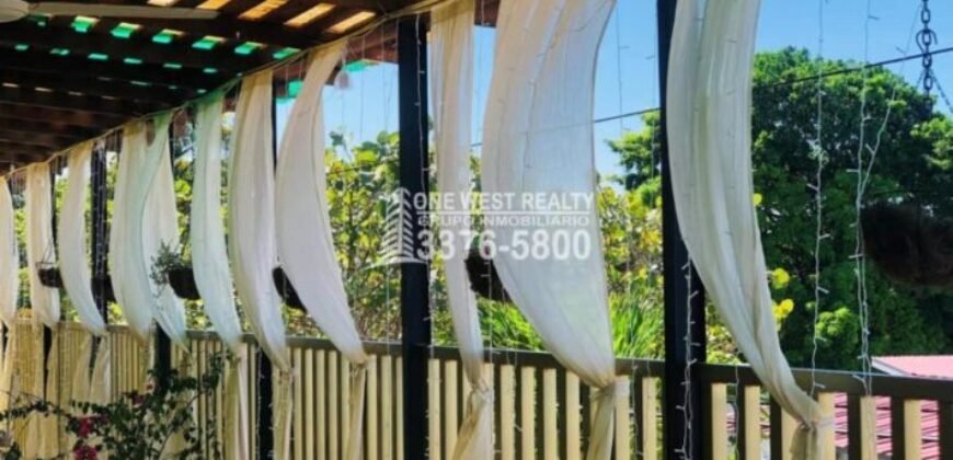 Venta de Hotel frente a la Playa en Puerto Cortes, Honduras