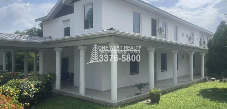 Luxurious Mansion for Sale in El Progreso Yoro