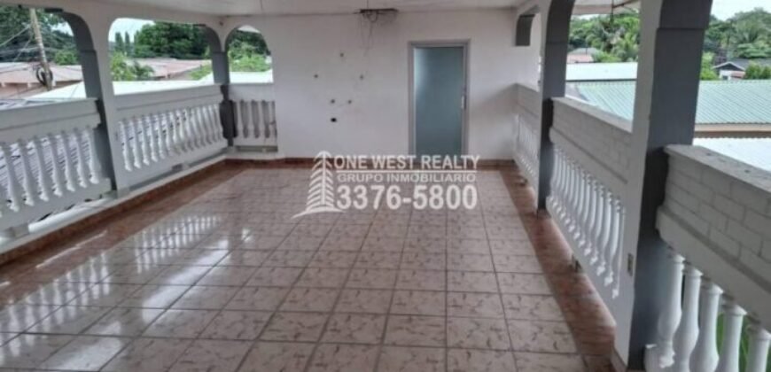Residencial Las Acacias en El Progreso Yoro Casa Grande en Venta