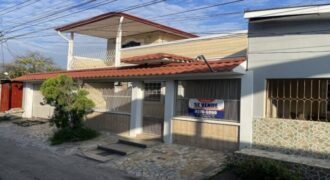 Casa en Venta en Colonia Miguel Ángel Pavón | 4 Habitaciones | 4 Baños | Financiamiento Disponible