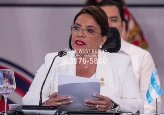 Xiomara Castro rechaza condiciones para créditos multilaterales