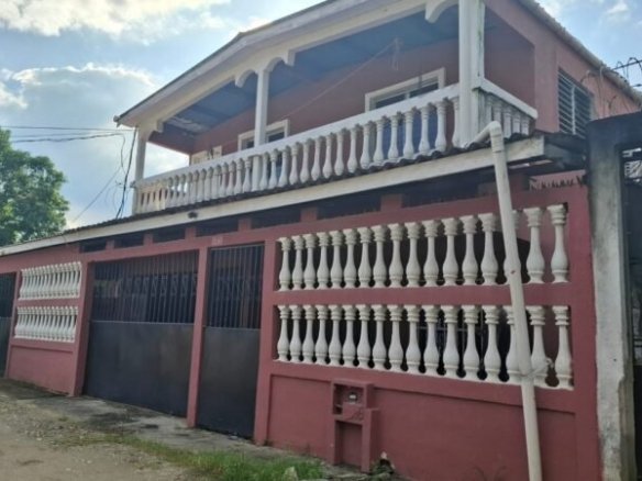 Venta de casa en San Pedro Sula-Barrio Guadalupe