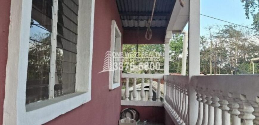 Se Vende Casa de dos niveles en Barrio Guadalupe, San Pedro Sula