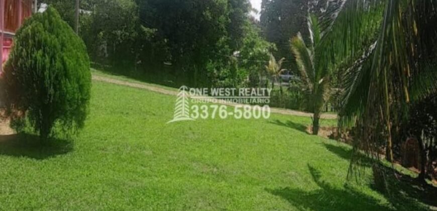Jutiapa Atlántida Casa Grande En Venta a Orilla de Carretera