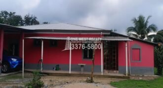 Jutiapa Atlántida Casa Grande En Venta a Orilla de Carretera