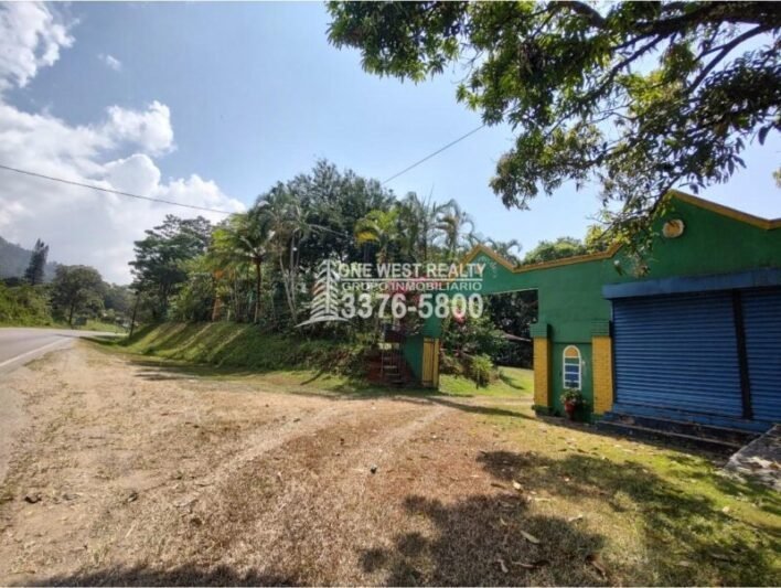 Finca Turística en Venta con Parque Acuático, Apartamentos y Restaurante
