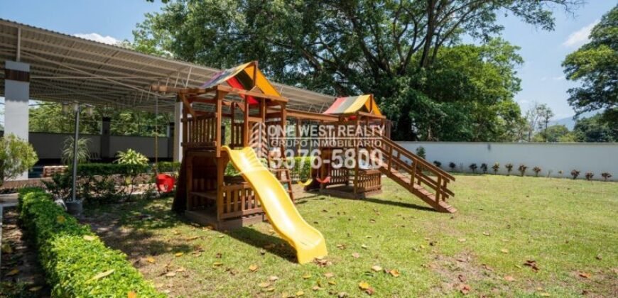 Condominio Igvanas Tara  en Venta | San Pedro Sula – 3-Habitaciones y 3-Baños 250.36 m² (2,694.85 ft²)
