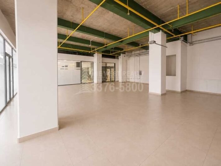 Locales Comerciales en venta con excelente ubicacion en Col. Los Próceres, Tegucigalpa