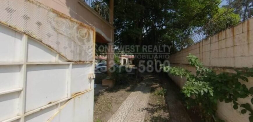 Casa en Venta en Residencial Quitas el Dorado San Pedro Sula l 635.00 m² (VENDIDA)