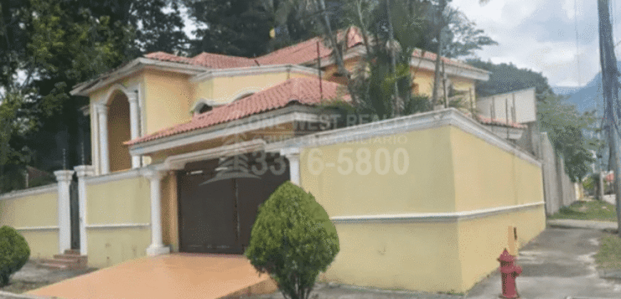 Oportunidad de Inversión en Jardines del Valle, San Pedro Sula |462.83 m²| 5 HAB.