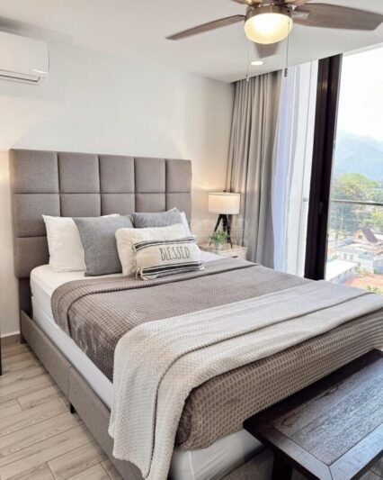 Residenza Condominio en Río Piedras en Venta |  Amueblado – 77 m² (828.82 ft²)