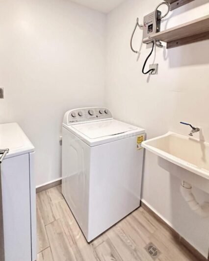 Residenza Condominio en Río Piedras en Venta |  Amueblado – 77 m² (828.82 ft²)