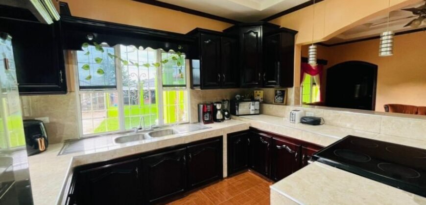 Casa en Venta en El Progreso Yoro Guacamaya-Financiamiento