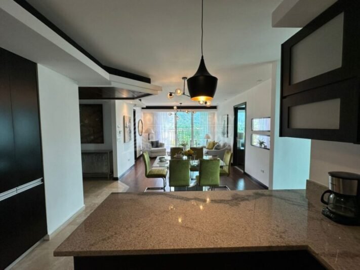Igvanas Tara Condominio en Venta | #33-PB, 270 m² (2,911 ft²)
