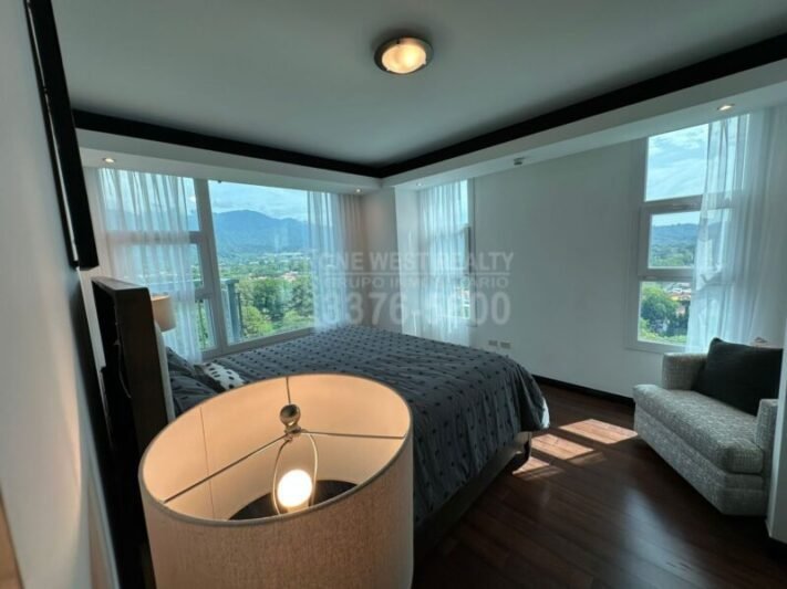 Igvanas Tara Condominio en Venta | #33-PB, 270 m² (2,911 ft²)