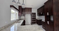 Townhouse en Venta en Villas del Campo San Pedro Sula Cerca de Campisa