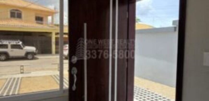 Townhouse en Venta en Villas del Campo San Pedro Sula Cerca de Campisa
