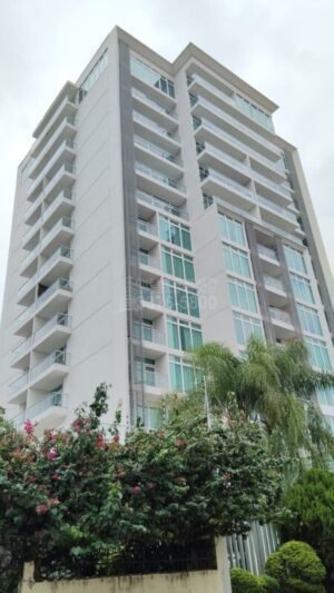 Condominio en Venta – Torre Penta, San Pedro Sula