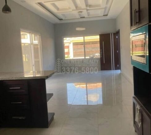 Townhouses in Residencial Villas del Campo 1