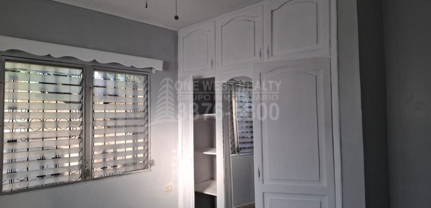 ¡Casa Espaciosa y Moderna  en Venta, a Pasos del Centro de El Progreso!