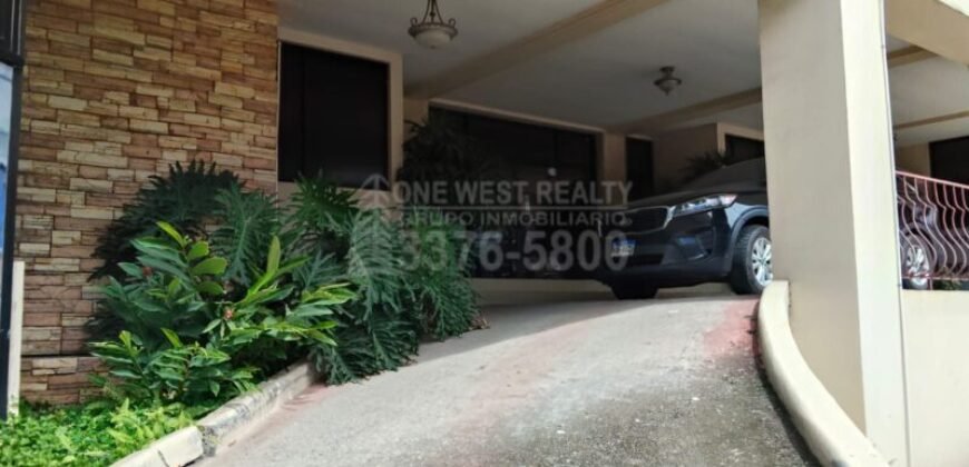 Prime Caribbean Hotel Investment in La Ceiba, Honduras – High-Visibility Highway Location