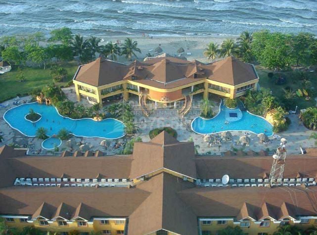 Family-friendly pools and amenities at Palma Real Resort Jutiapa Atlántida