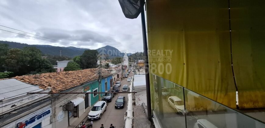 Se Vende Edificio Comercial en El  Centro de Santa Barbara-Alta Plusvalía y Ubicación estrátegica Cap Rate 15.4%