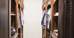 Stunning Luxury Home with Pool in Merendon Hills – Prime Location Stunning Luxury Home with Pool in Merendon Hills – Prime Location